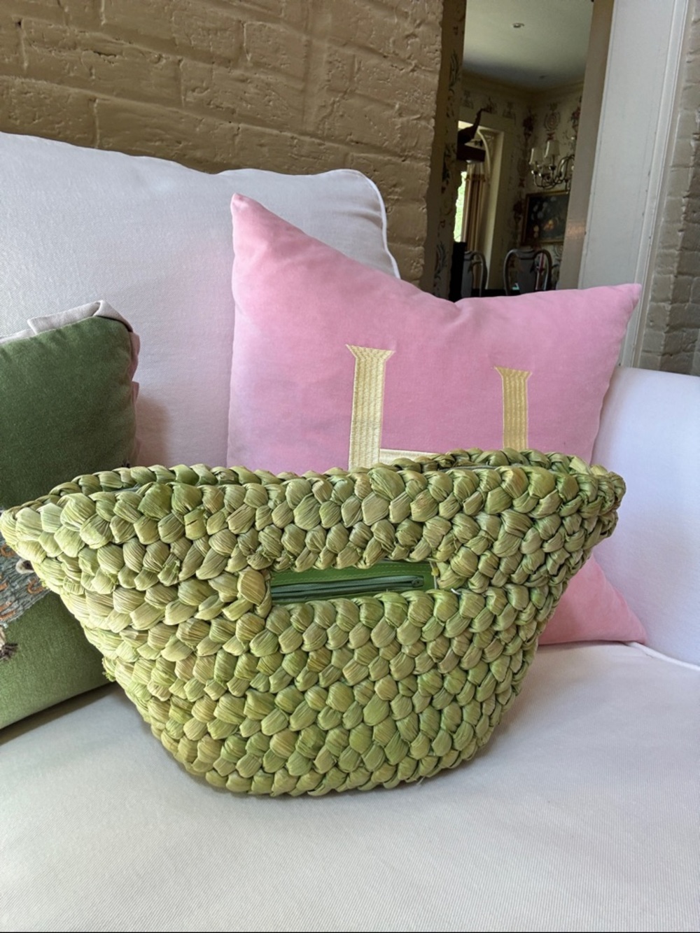 Simply Vera green straw bag. Woven dyed green “straw”